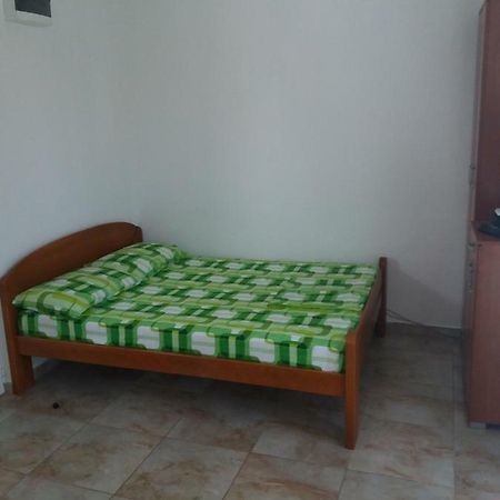 Mona&Mike Apartments Тиват Екстер'єр фото